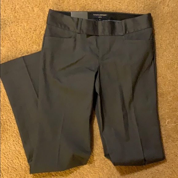 Banana Republic Pants - Banana Republic Ryan Fit Pants (size 6)